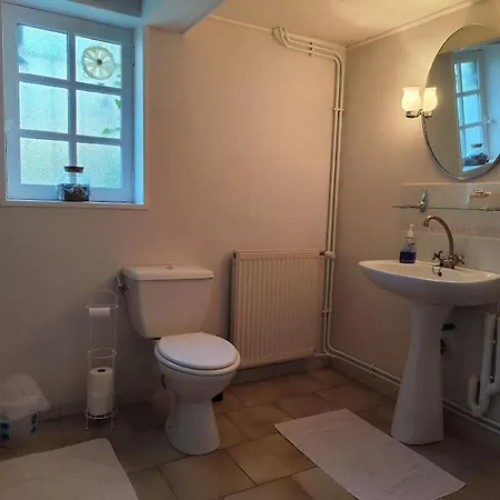 Maison d'hôtes Jolie Indépendante Avec Salle D'eau Privée *